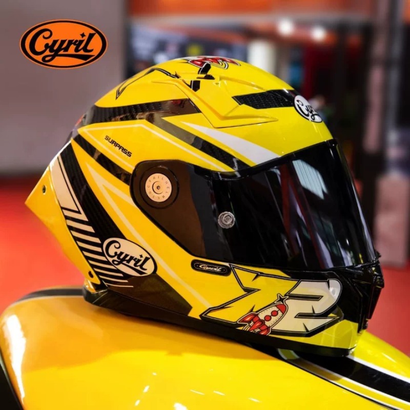 Carbon Fiber Lightweight Motorcycle Helmet - Capacete de Motocicleta CYRIL em Fibra